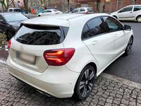 Gebraucht Mercedes A160 101 PS (74 kW) 2016 Weiß Kleinwagen