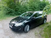 Gebraucht Ford Focus Trend 125 PS (91 kW) 2014 Schwarz Kombi