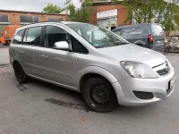 Gebraucht Opel Zafira Family 115 PS (84 kW) 2013 Silber Van / Kleinbus