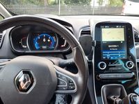 Gebraucht Renault Espace Life 131 PS (96 kW) 2016 Weiß Van / Kleinbus