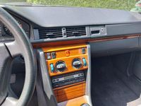 Gebraucht Mercedes 230 1992 Grau Limousine