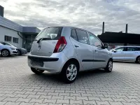 Gebraucht Hyundai i10 Classic 77 PS (56 kW) 2009 Silber (metallic) Kleinwagen