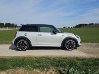 Gebraucht Mini John Cooper Works 231 PS (169 kW) 2021 Weiß Kleinwagen