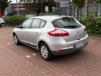Gebraucht Renault Mégane Expression 101 PS (74 kW) 2012 Silber Limousine