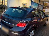 Gebraucht Opel Astra 115 PS (84 kW) 2008 Blau Kleinwagen