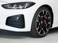Gebraucht BMW 420 Coupé M Sport 184 PS (135 kW) 2024 Alpinweiß uni Coupé