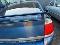 Second-hand Opel Vectra 211 CP (155 kW) 2002 Albastru Berlinǎ