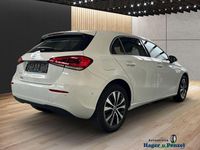 Gebraucht Mercedes A250 160 PS (117 kW) 2023 Weiß Limousine