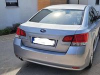 Gebraucht Subaru Legacy Trend 150 PS (110 kW) 2011 Silber Limousine