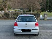 Gebraucht VW Polo 60 PS (44 kW) 2001 Silber Kleinwagen