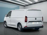 Second-hand VW Multivan 110 CP (80 kW) 2025 Alb Monovolum