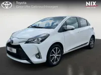 Gebraucht Toyota Yaris Basis 111 PS (81 kW) 2019 Schneeweiß Limousine