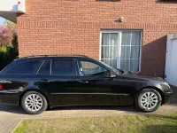 Używany Mercedes E280 Elegance 190 KM (139 kW) 2008 Czarny Kombi