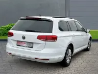 Gebraucht VW Passat Comfortline 150 PS (110 kW) 2018 Weiss Kombi