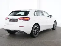 Gebraucht Mercedes A250 Progressive 163 PS (119 kW) 2025 Weiß Limousine