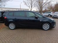 Gebraucht Opel Zafira 136 PS (100 kW) 2019 Tiefseeblau/darkmoon blue Van / Kleinbus