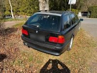 Gebraucht BMW 528 193 PS (141 kW) 1998 Schwarz Kombi