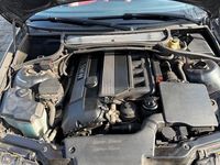 Gebraucht BMW 320 170 PS (125 kW) 2001 Schwarz Kombi