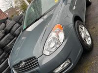 Gebraucht Hyundai Accent 110 PS (80 kW) 2010 Grau Limousine