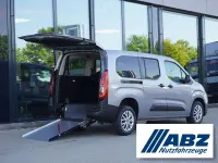Neu Fiat Doblò 131 PS (96 kW) 2026 Silber Van / Kleinbus