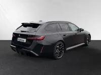 Gebraucht BMW M5 M Sport 727 PS (534 kW) 2025 Sonderlackierung frozen black Kombi