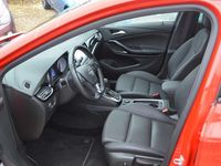 Gebraucht Opel Astra Innovation 125 PS (91 kW) 2019 Rot Limousine