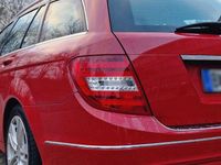Gebraucht Mercedes C250 Avantgarde 204 PS (150 kW) 2012 Rot Kombi