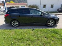 Używany Ford Focus Titanium 150 KM (110 kW) 2011 Czarny Sedan/Limuzyna