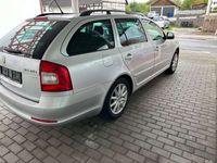 gebraucht Skoda Octavia Combi Ambition