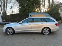Gebraucht Mercedes E200 Avantgarde 136 PS (100 kW) 2015 Silber Limousine