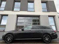 Gebraucht Mercedes E220 All-Terrain AMG 194 PS (142 kW) 2021 Grau Kombi