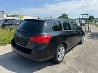 Gebraucht Opel Astra Design Edition 125 PS (91 kW) 2012 Schwarz Kombi