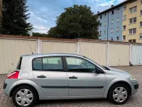 Gebraucht Renault Mégane II 135 PS (99 kW) 2004 Silber Kleinwagen