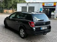 Gebraucht Opel Astra 101 PS (74 kW) 2010 Schwarz Kombi