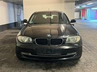 Gebraucht BMW 118 143 PS (105 kW) 2008 Schwarz Kleinwagen