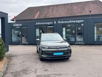 Gebraucht VW Tiguan Life 150 PS (110 kW) 2025 Cipressinogrün metallic SUV