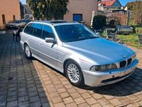 Gebraucht BMW 530 193 PS (141 kW) 2001 Silber Kombi