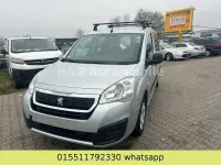 Gebraucht Peugeot TePee Active 110 PS (80 kW) 2017 Grau Limousine