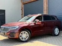 Gebraucht VW Touareg Atmosphere 231 PS (169 kW) 2021 Rot SUV