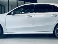 Gebraucht Mercedes A250 163 PS (119 kW) 2026 Silber Limousine