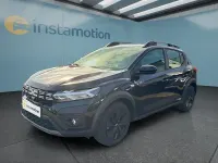 Neu Dacia Sandero Stepway 91 PS (66 kW) 2025 Schwarz Kleinwagen