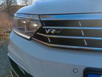 Gebraucht VW Passat 190 PS (139 kW) 2018 Weiß Kombi