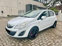 Gebraucht Opel Corsa Color Edition 101 PS (74 kW) 2011 Weiß Kleinwagen