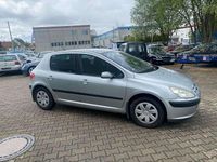 Gebraucht Peugeot 307 109 PS (80 kW) 2003 Silber Limousine