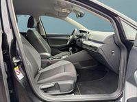 Gebraucht VW Golf VIII 150 PS (110 kW) 2022 Schwarz Kleinwagen