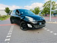 Gebraucht Renault Scenic E-Tech 106 PS (77 kW) 2010 Schwarz Van / Kleinbus