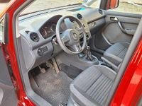 Gebraucht VW Caddy Trendline 102 PS (75 kW) 2014 Rot Van / Kleinbus