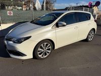 Gebraucht Toyota Auris Executive 116 PS (85 kW) 2016 Weiß Limousine