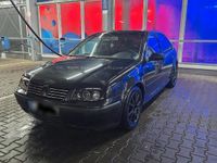 Gebraucht VW Bora 116 PS (85 kW) 2003 Schwarz Limousine