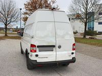 Gebraucht VW Transporter 102 PS (75 kW) 2012 Weiß Van